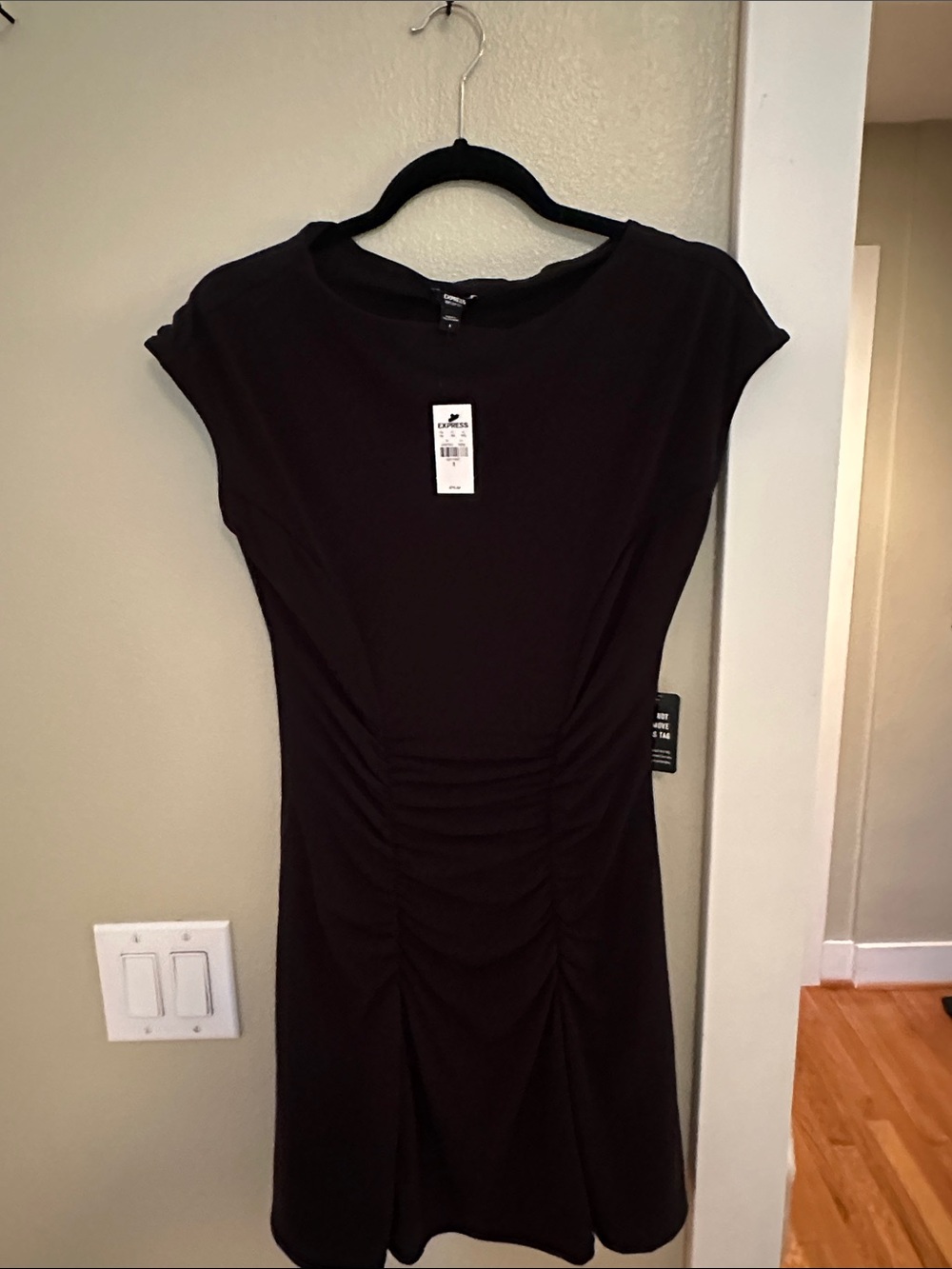 Express Black Ruched Midi Dress with Cap Sleeves